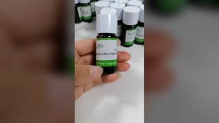 호화스러운 향수 만들기를 위한 푸른 삼나무 향수 오일