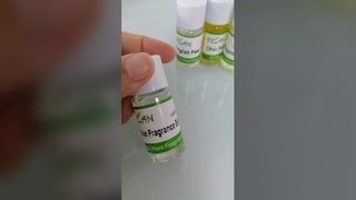 양초 만들기를 위한 최고의 계피 사과 향 오일